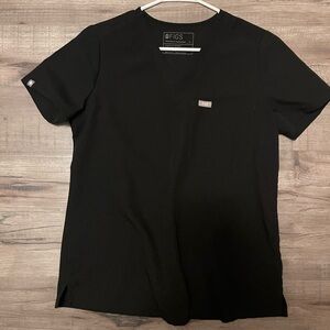 Figs size small black scrub top